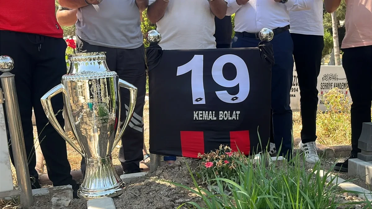 Şampiyonluk Kupasıyla Kemal Bolat'a Vefa!