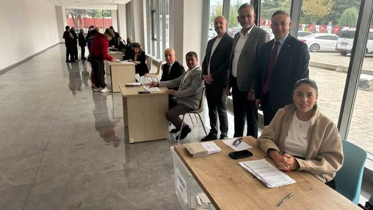 Yeni Parti’de önseçim heyecanı