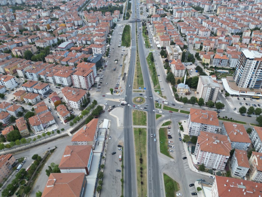 İlim Yayma Kavşağında Yeni Dönem: Trafik Rahatlayacak, Pazar Taşınacak