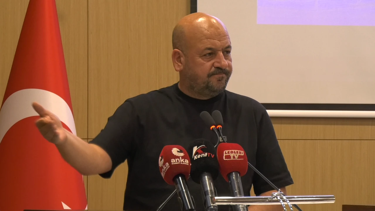 CHP "ERTELENSİN" DEDİ, ÇÖPLÜ "EN UCUZ İLLERDEN BİRİYİZ" YANITINI VERDİ