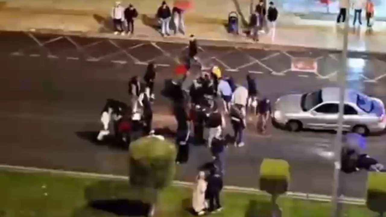 YAŞLI ÇİFTE OTOMOBİL ÇARPTI! 1 ÖLÜ, 1 AĞIR YARALI