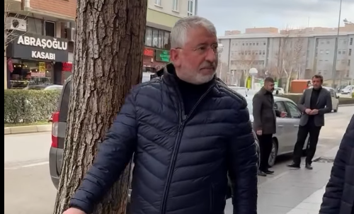 Başkan Aşgın Çorum’da yere izmarit atanlara böyle seslendi…