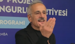 “TRENİ BİZ GETİRECEĞİZ” DİYEN ÖZGÜR ÖZEL’E BAKAN URALOĞLU’NDAN SERT CEVAP