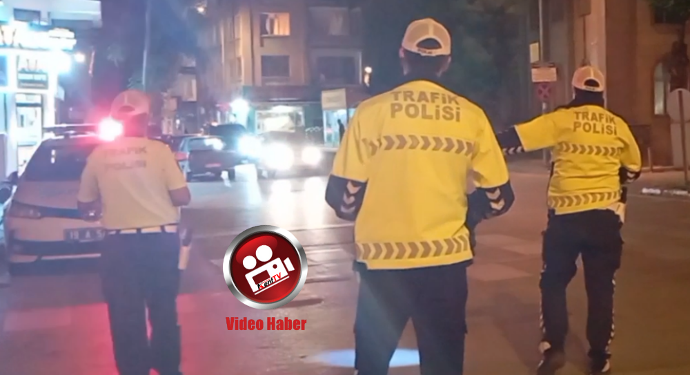 ÇORUM POLİSİNDEN KAPSAMLI 'HUZUR' UYGULAMASI: SİLAH ELE GEÇİRİLDİ, ARANAN ŞAHIS YAKALANDI