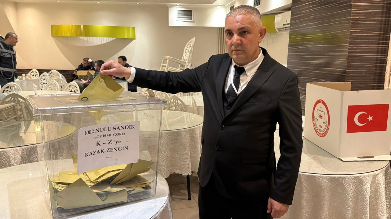 SOBACILAR’DA ABDULLAH UYAR YENİ BAŞKAN